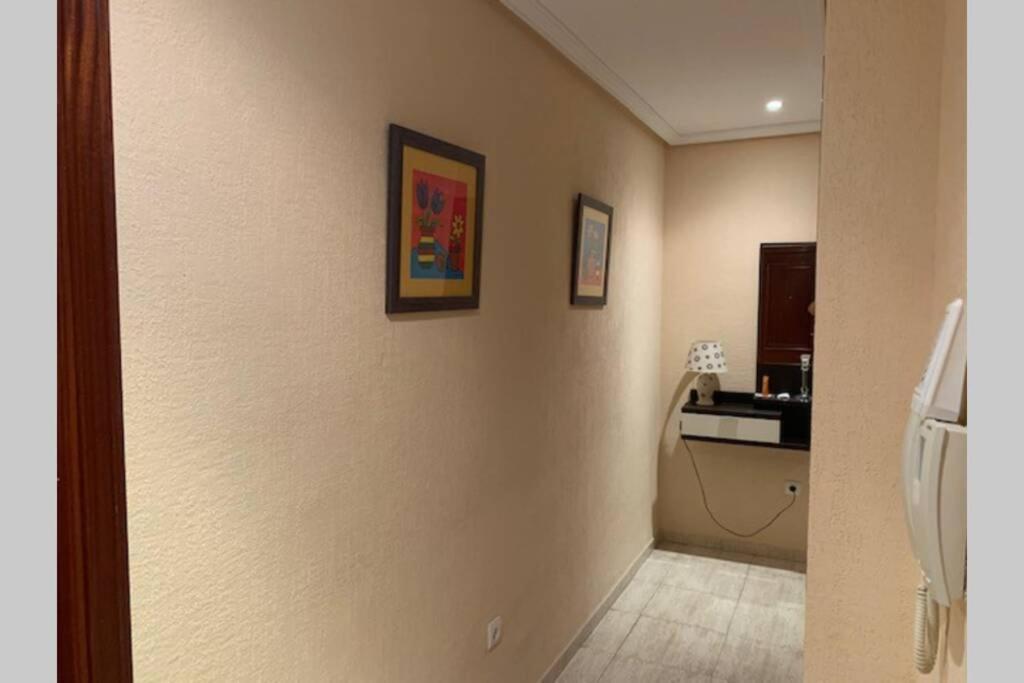 Apartamento 3 Dormitorios En La Playa De Almeria. Roquetas de Mar Exterior photo